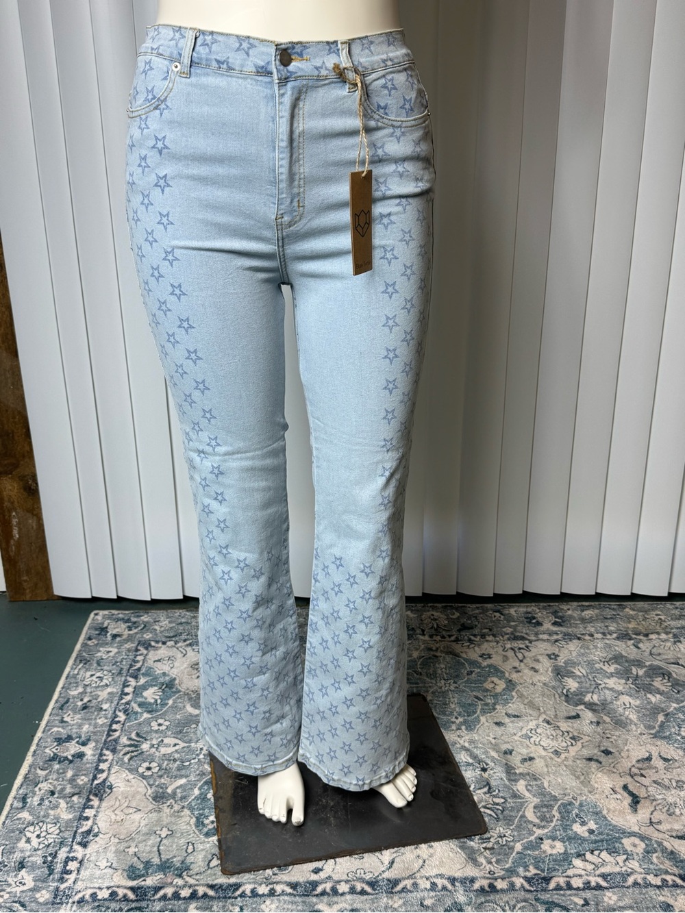 Blue Turtle Star Print Light Wash Flare Jeans Size 11 Stretch Denim Y2K Style